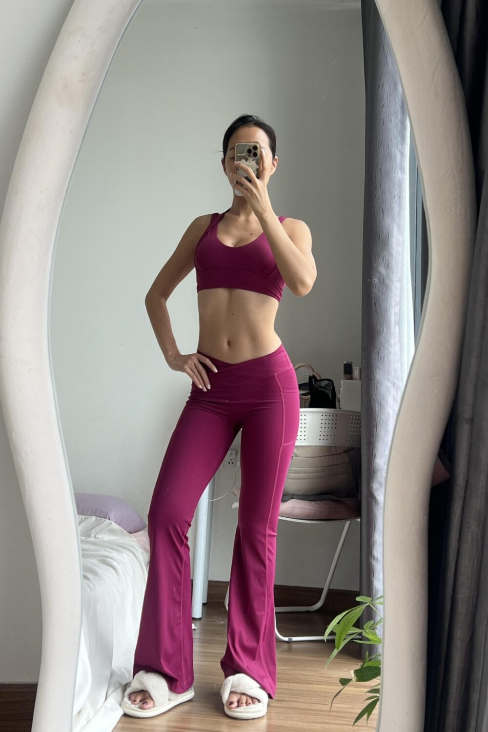 Set Pila Loe Cổ Yếm Đỏ Hồng